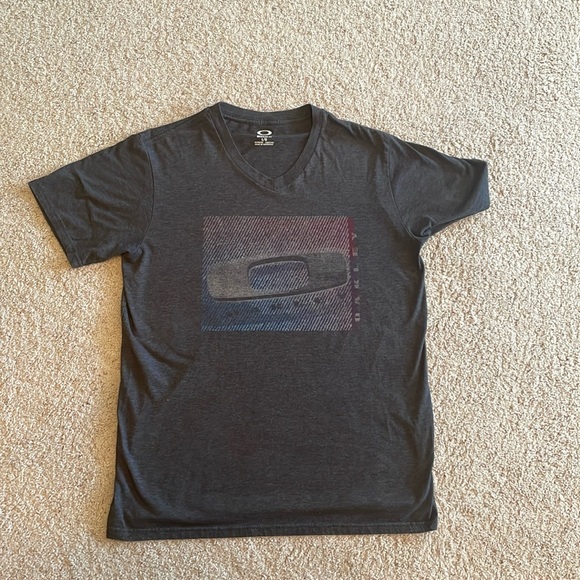 Oakley Graphic Logo Tee size Large - Picture 1 of 3